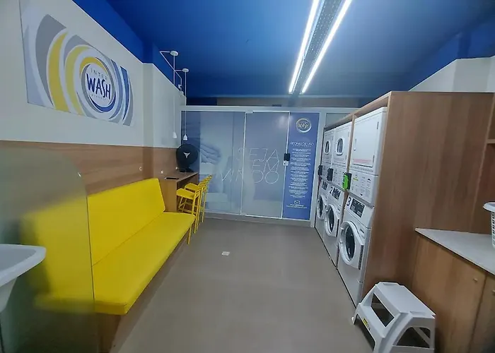 Apartamento Em Predio Com Vista Encantadora